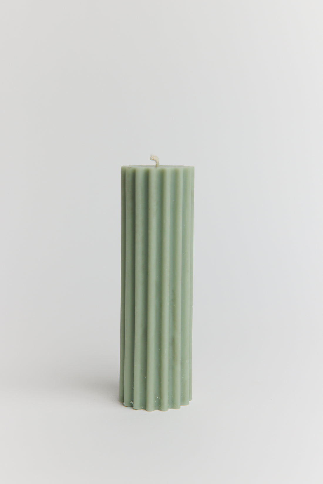 Romy - Ribbed Pillar Candle